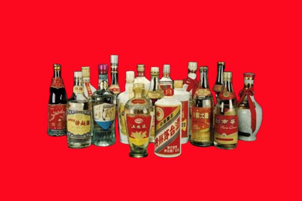 名山区回收十八老酒.jpg